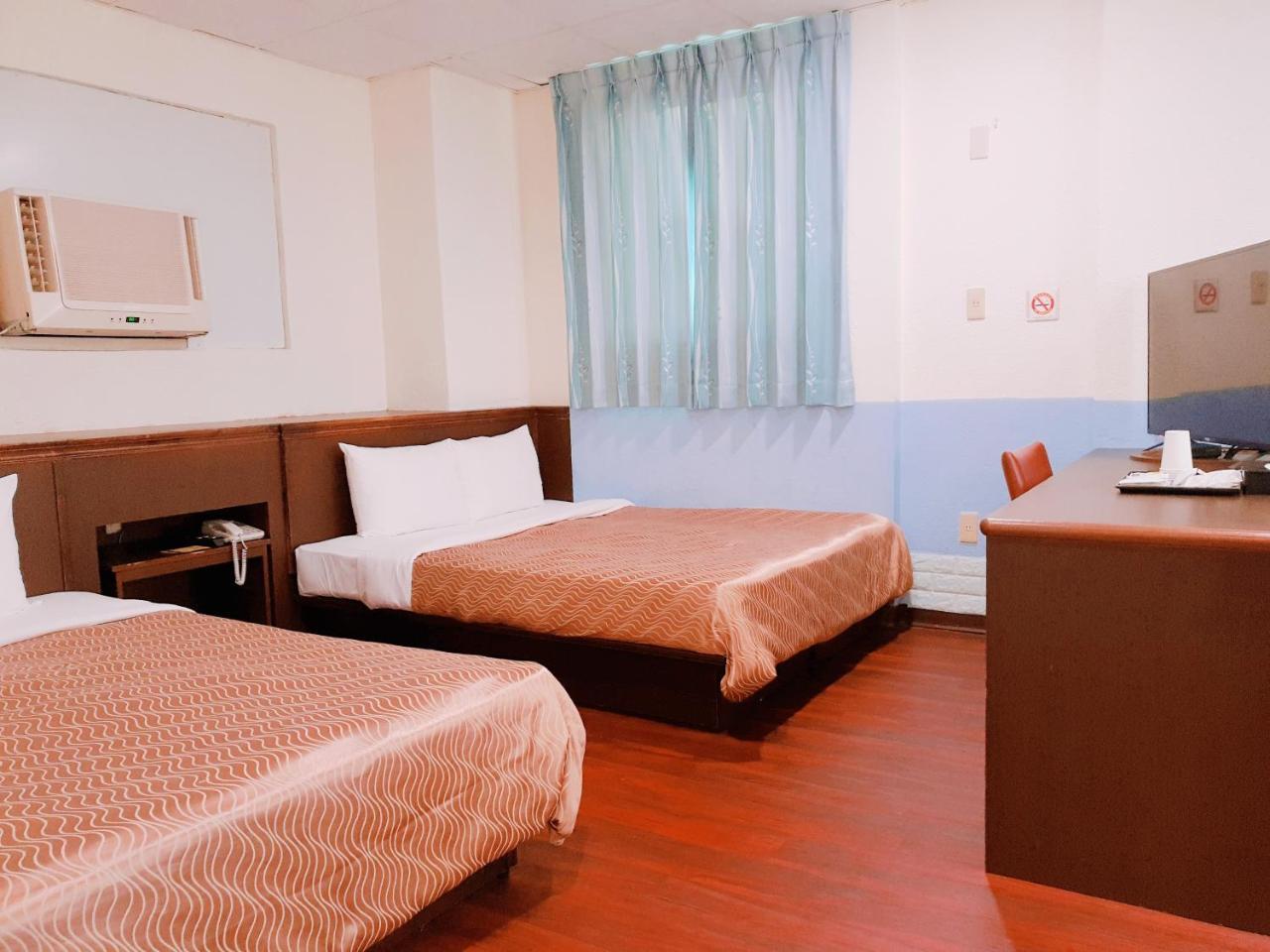 Blue Ocean Hotel Kaohsiung Esterno foto